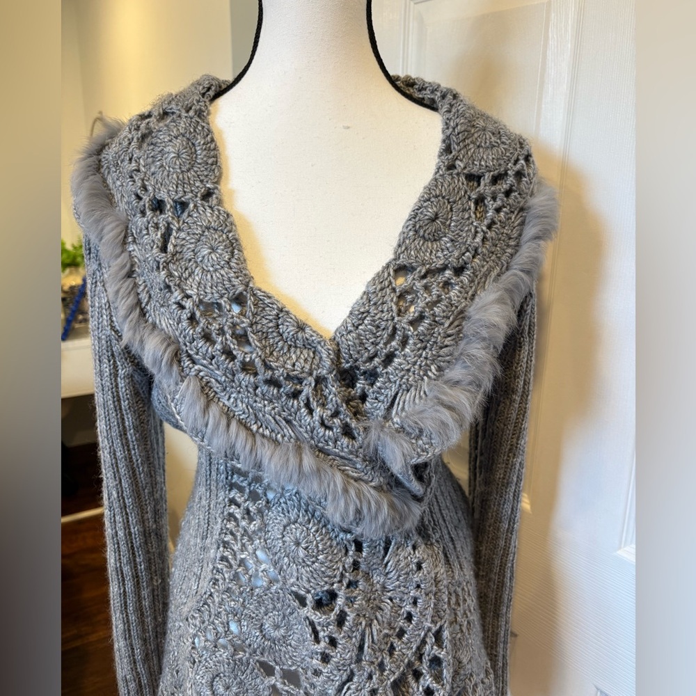 Sioni Crochet Rabbit Fur Trim Wrap Cardigan S/M - Picture 2 of 11